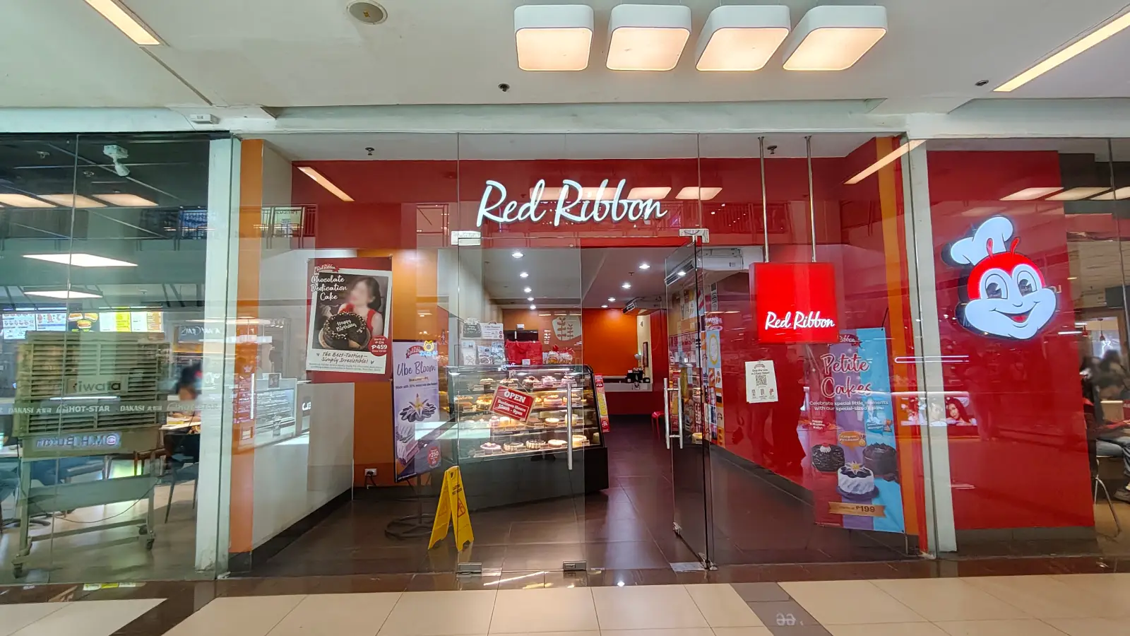 RED RIBBON in Festival Mall